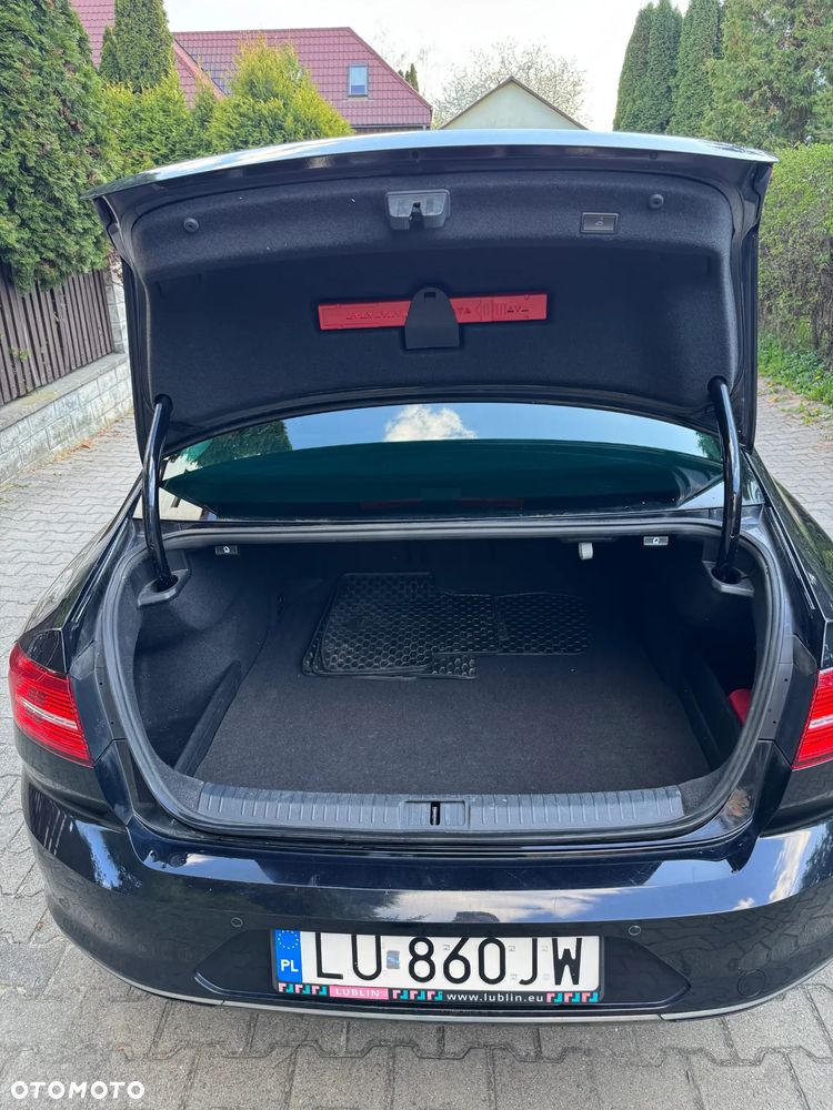 Volkswagen Passat 2.0 TDI BMT 4Mot Highline DSG - 9