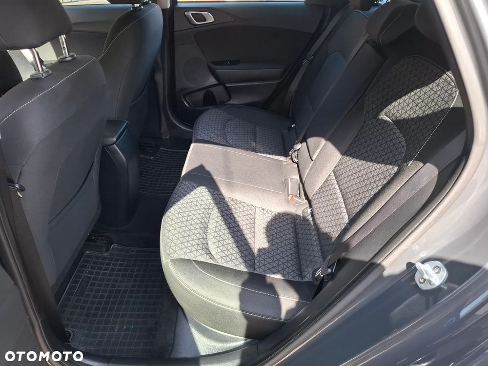 Kia Ceed 1.4 T-GDI M DCT - 24