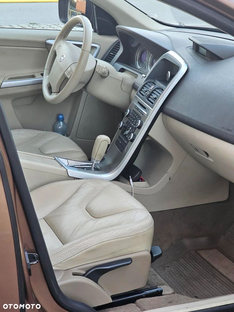 Volvo XC 60 T6 AWD Summum - 8
