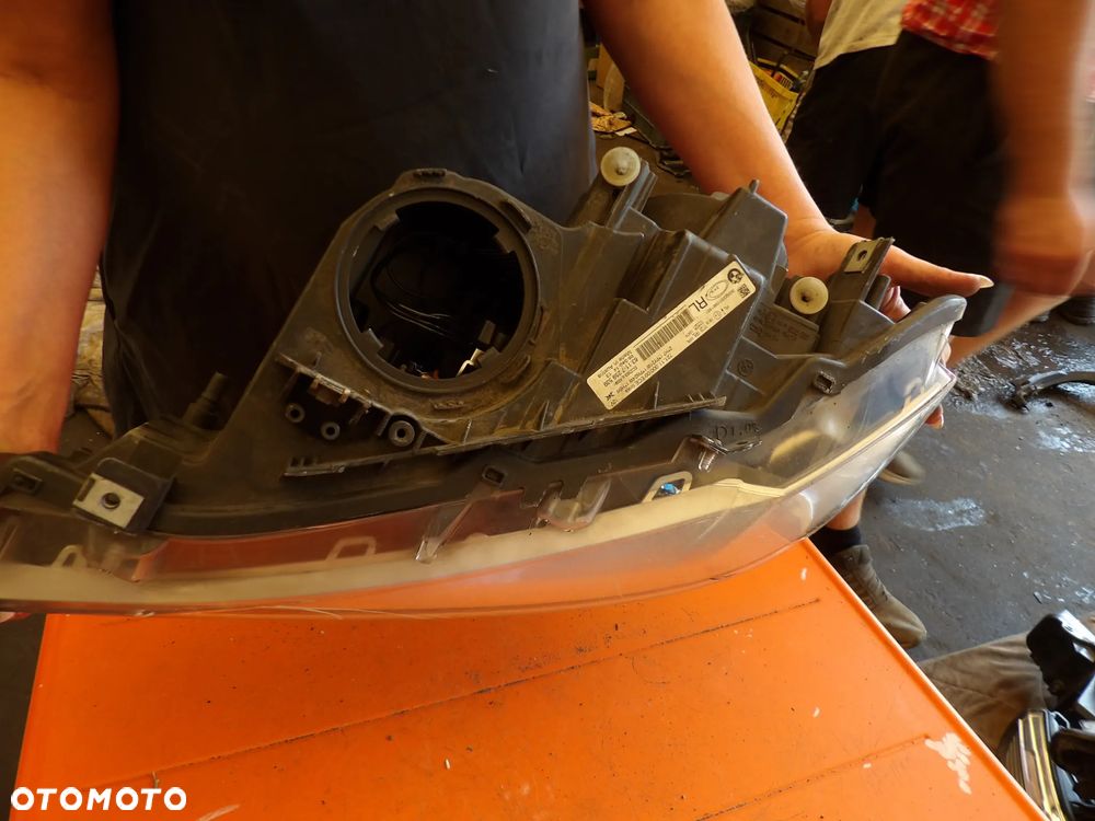 BMW - F30 - H7 - SŁABE SZKŁO - LEWA LAMPA PRZEDNIA - UK - 7259539 - 8