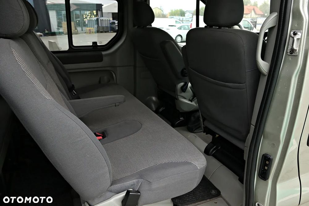 Opel Vivaro - 35