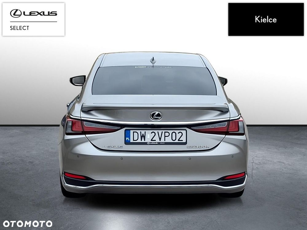 Lexus ES 300h Business Edition - 5