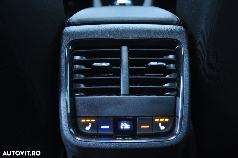 Skoda Octavia 1.5 TSI e-TEC DSG Clever - 32