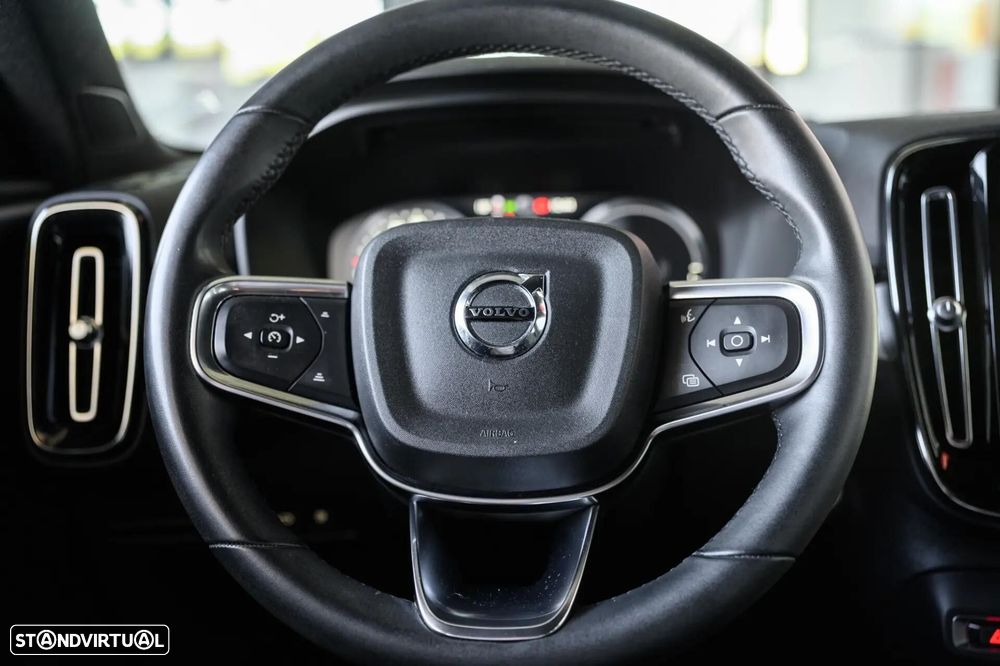 Volvo XC 40 1.5 T4 PHEV Core - 30