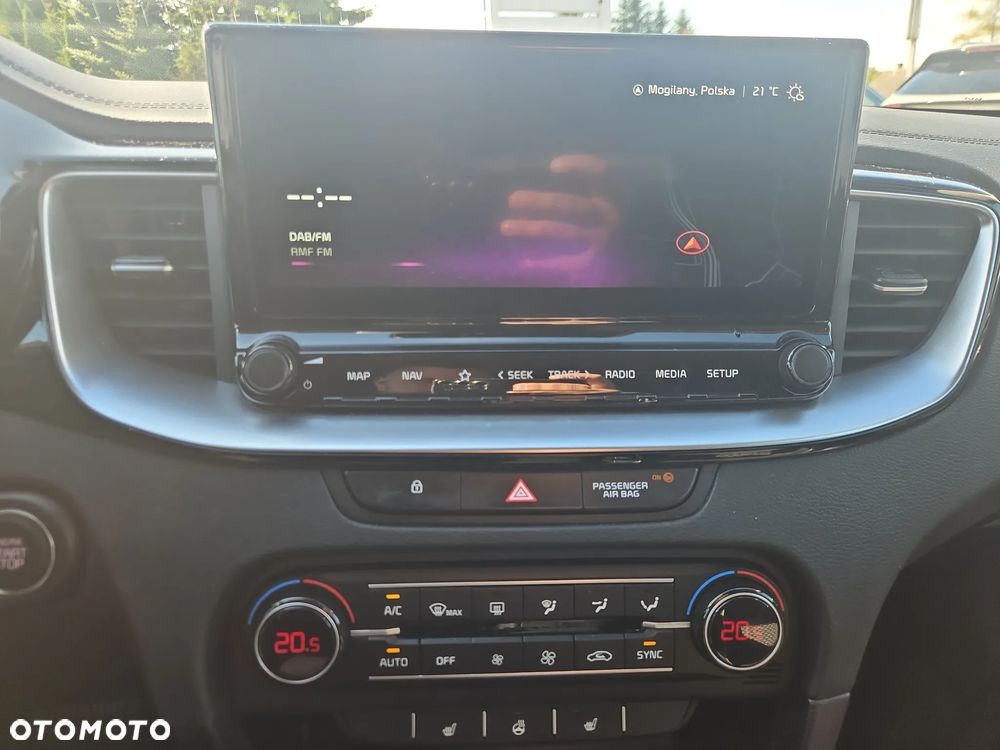 Kia Ceed 1.5 T-GDI Tribute DCT - 10