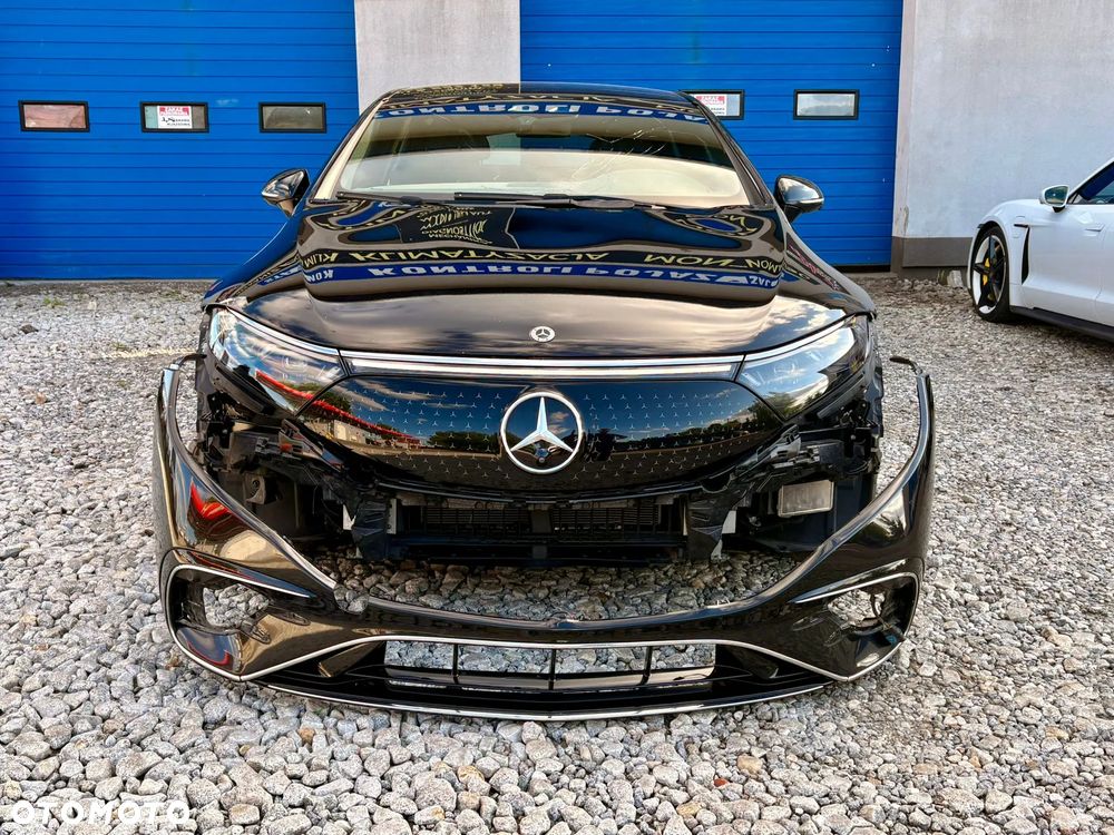 Mercedes-Benz EQS 580 120kWh 4-Matic AMG Line - 2