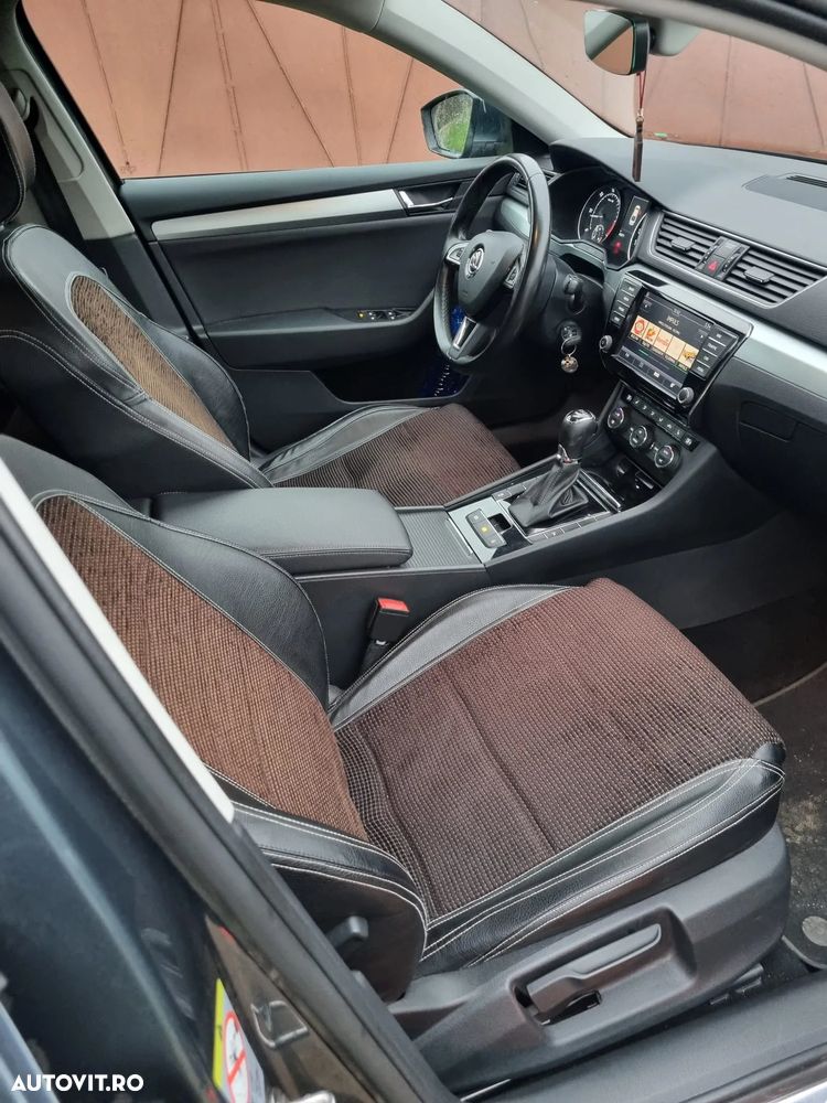 Skoda Superb 2.0 TDI DSG Style - 3