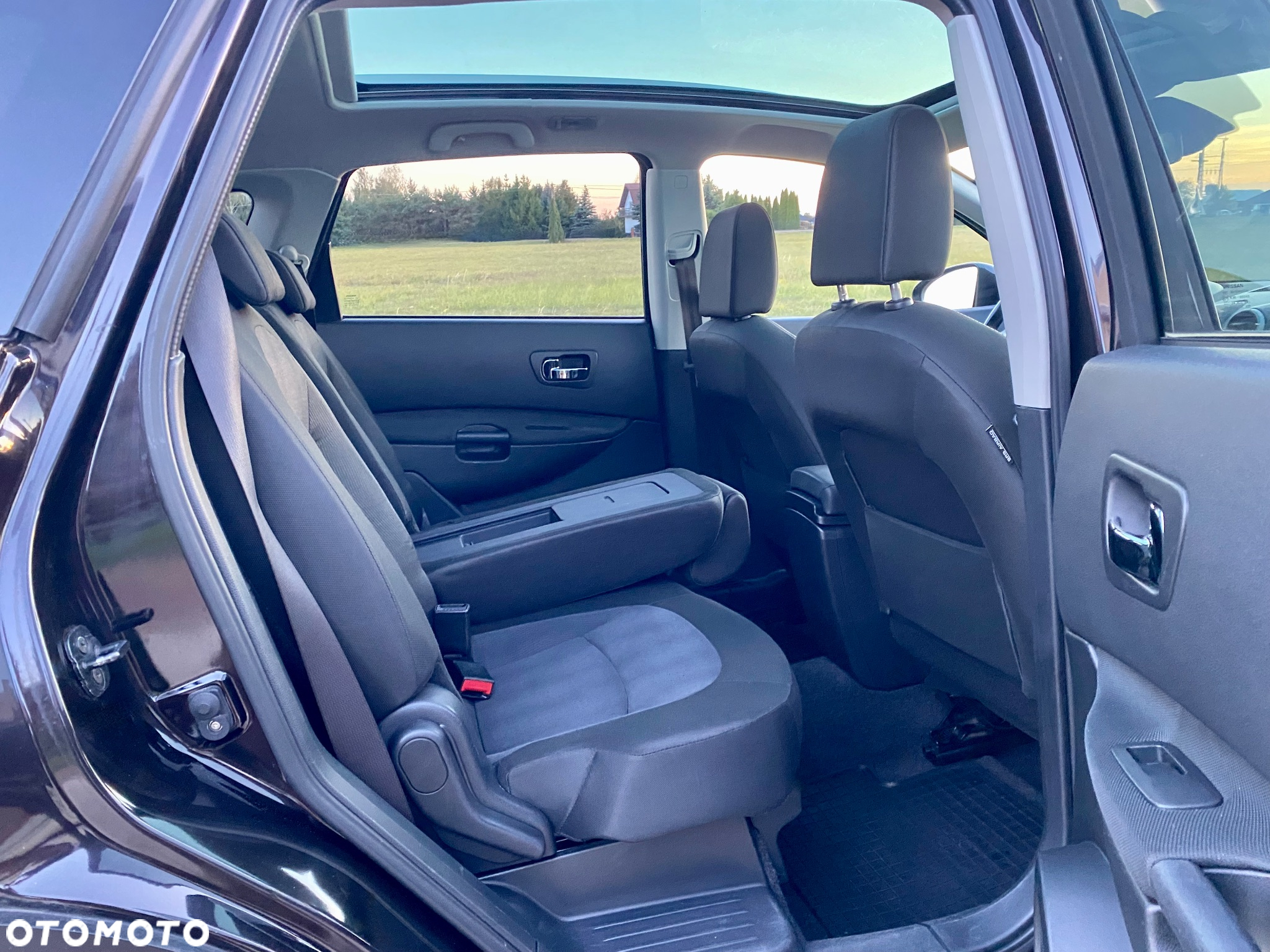 Nissan Qashqai+2 2.0 Tekna Premium - 26