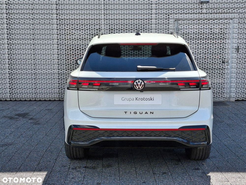 Volkswagen Tiguan 2.0 TDI 4Mot R-Line Plus DSG - 8