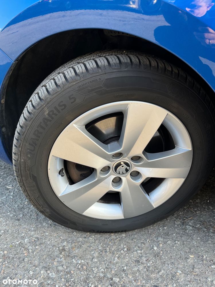 Skoda RAPID Spb 1.0 TSI Drive - 12