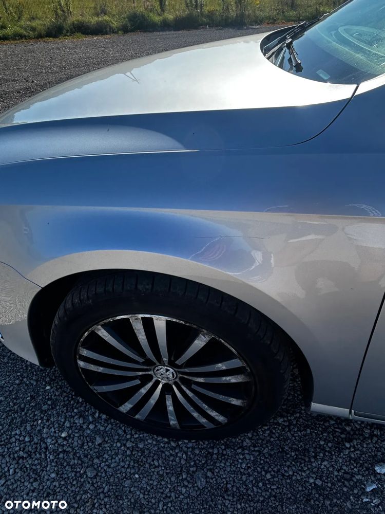 Volkswagen Passat 1.6 TDI Comfortline - 12