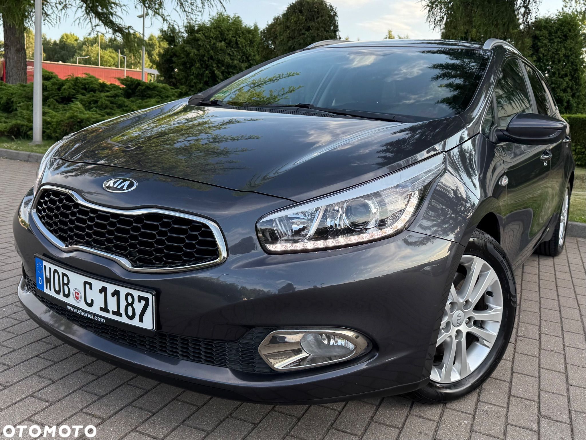 Kia Ceed 1.6 GDI Dream-Team Edition - 1