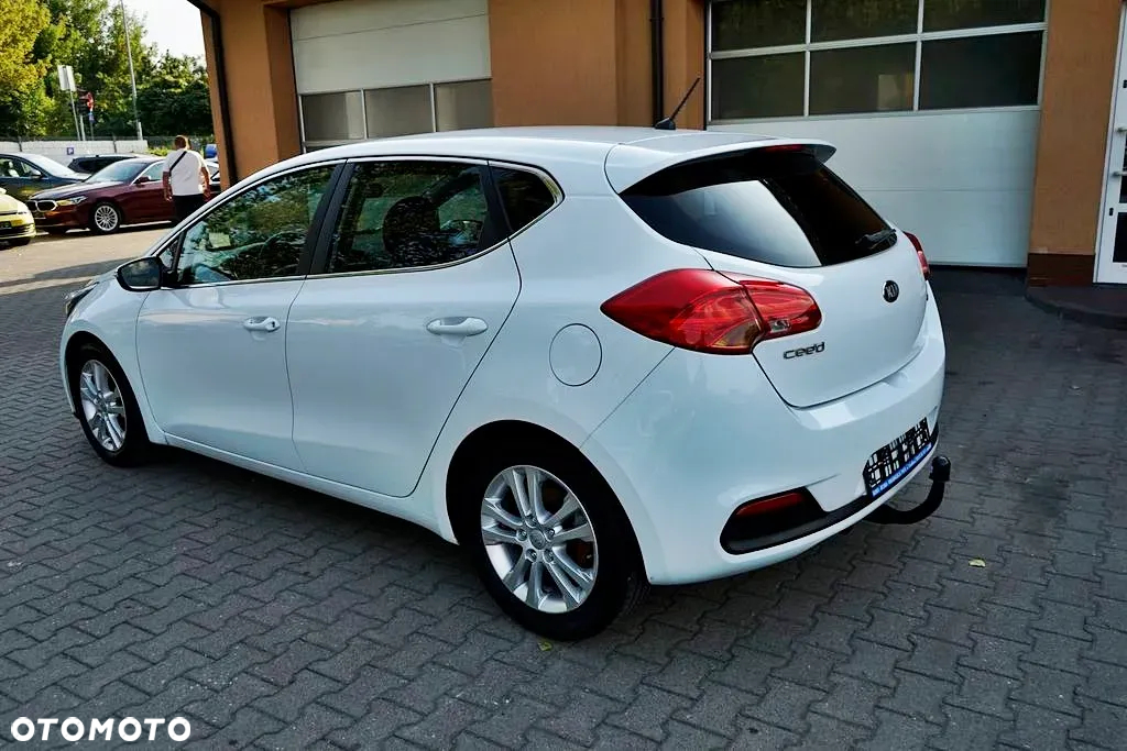 Kia Ceed - 6