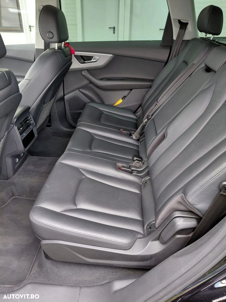 Audi Q7 3.0 50 TDI quattro Tiptronic MHEV Basic - 11