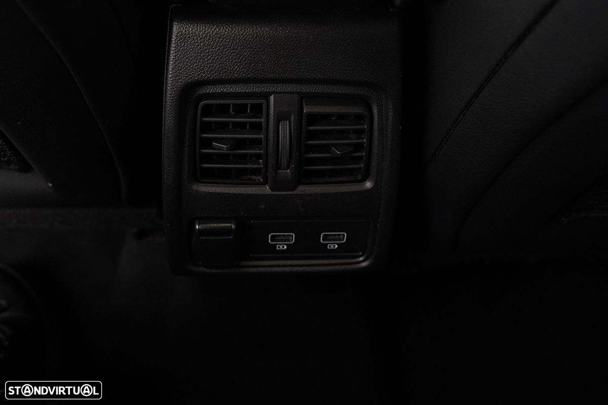 Renault Captur 1.0 TCe Techno - 23
