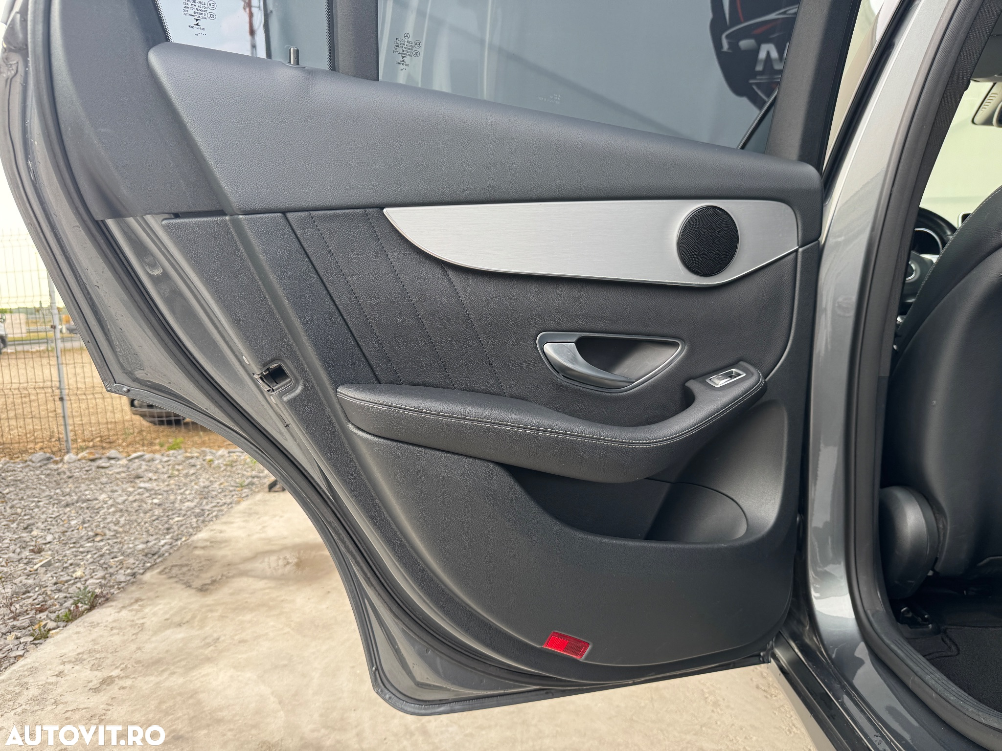 Mercedes-Benz GLC 250 d 4Matic 9G-TRONIC AMG Line - 21