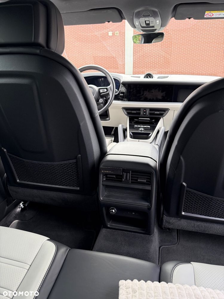 Porsche Cayenne - 18