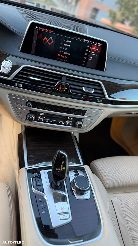 BMW Seria 7 740d xDrive - 27