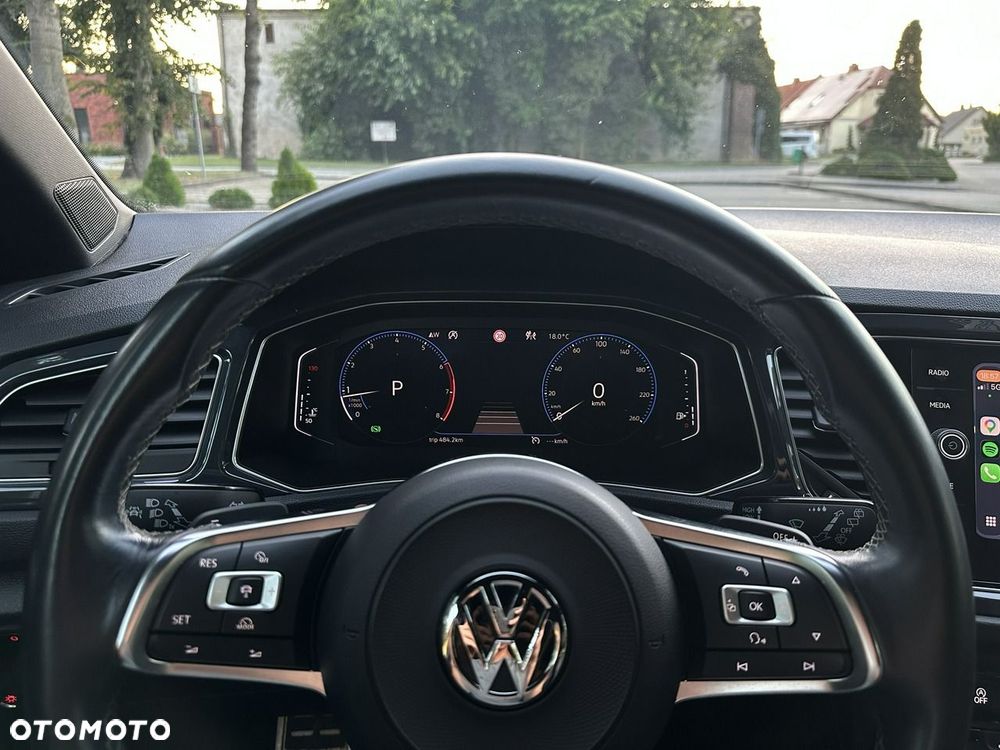 Volkswagen T-Roc - 16