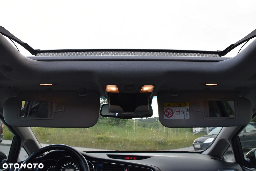 Kia Ceed - 24