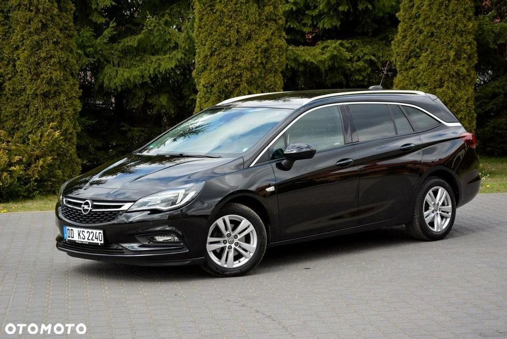 Opel Astra 1.4 T Dynamic - 11