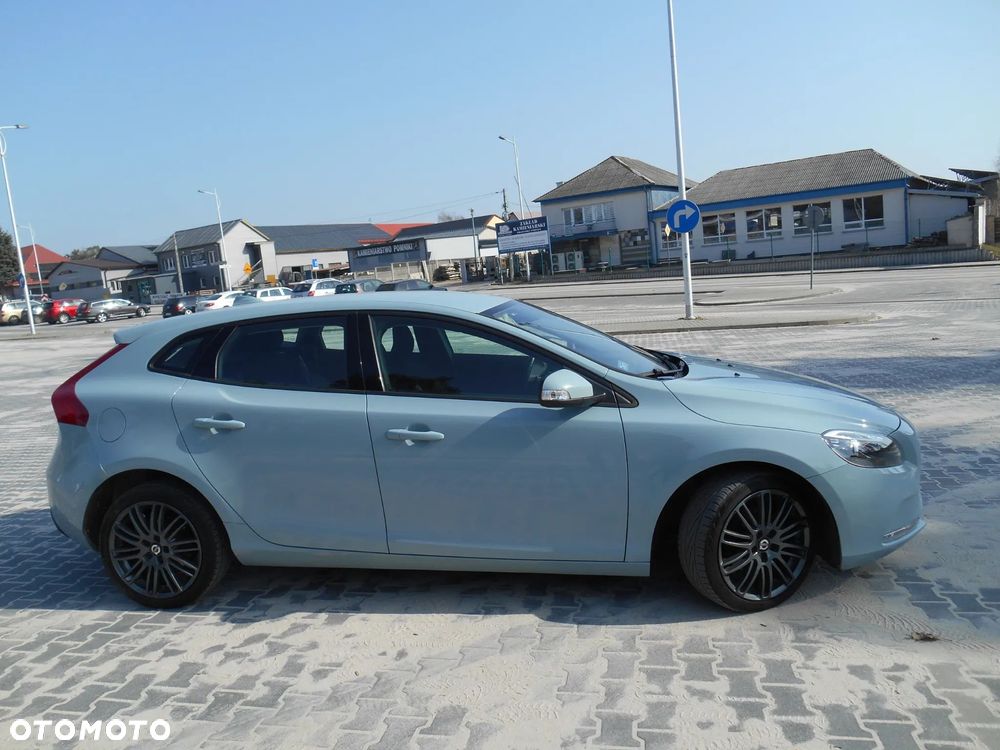 Volvo V40 D2 - 5