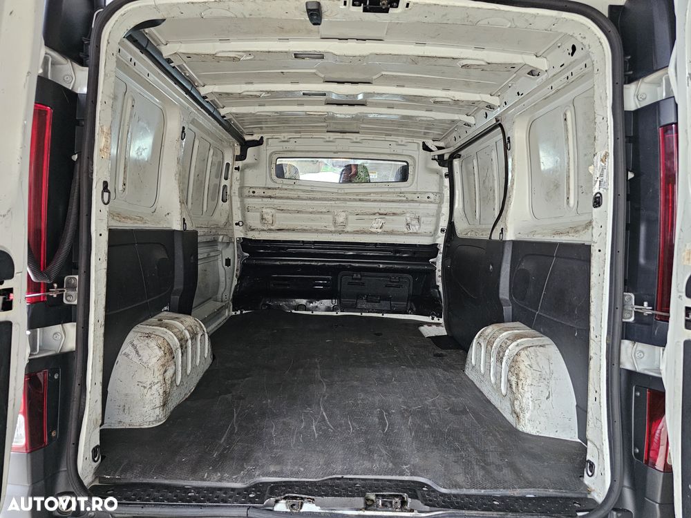 Renault Trafic Combi L1H1 7+1 Expression - 16