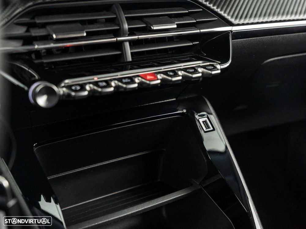 Peugeot 2008 1.5 BlueHDi Active Pack - 24