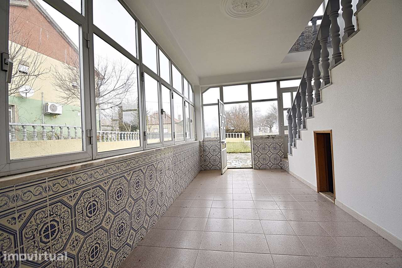 Moradia T3 com terraço e vistas urbanas e de jardim - Grande imagem: 4/14