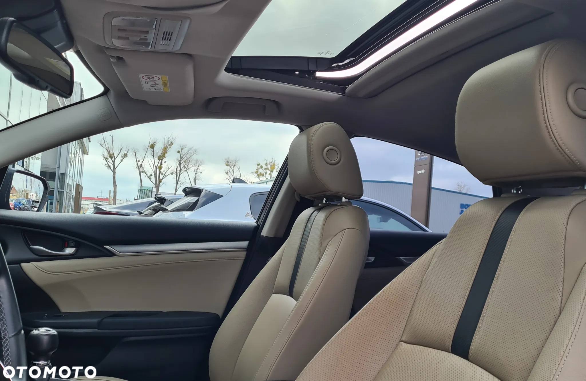 Honda Civic 1.5 T Executive - 8