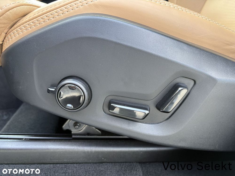 Volvo XC 90 - 10