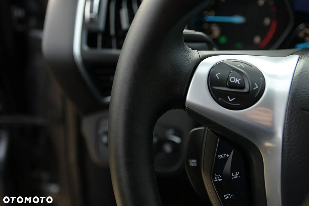 Ford Kuga 2.0 TDCi 4WD Titanium Plus - 28