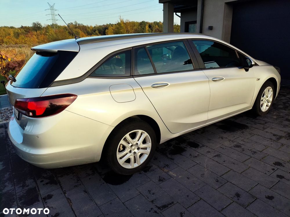 Opel Astra 2017 photo 3