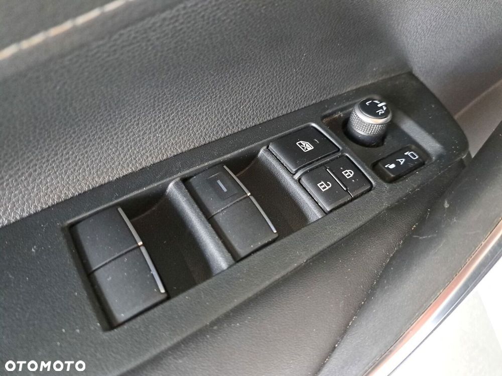 Toyota Corolla 1.8 Hybrid Style - 36