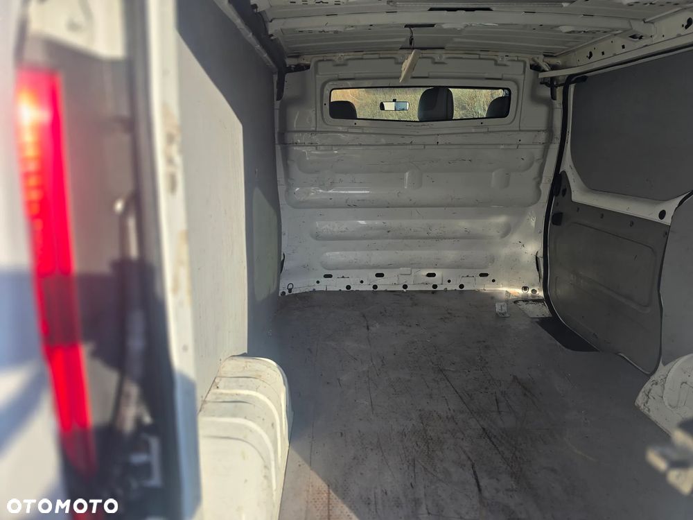 Opel VIVARO - 20