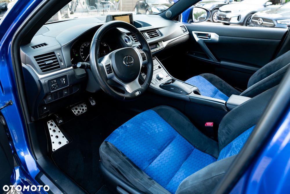 Lexus CT 200h F Sport - 16
