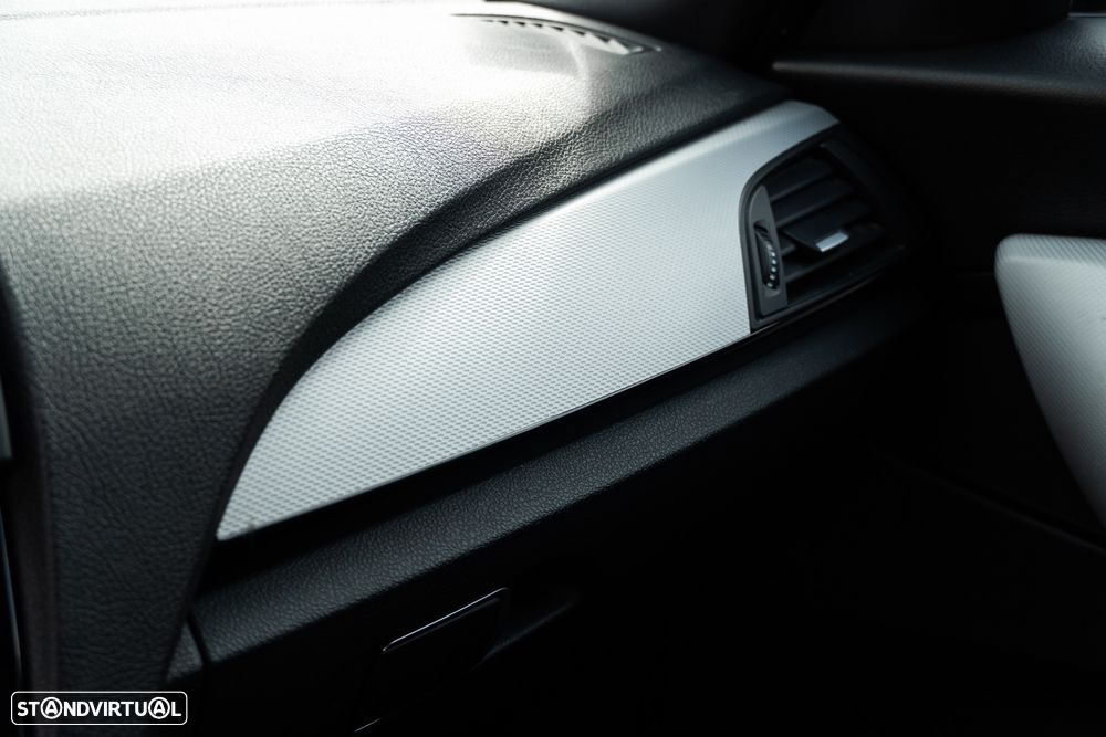 BMW 120 d Edition M Sport Shadow - 25