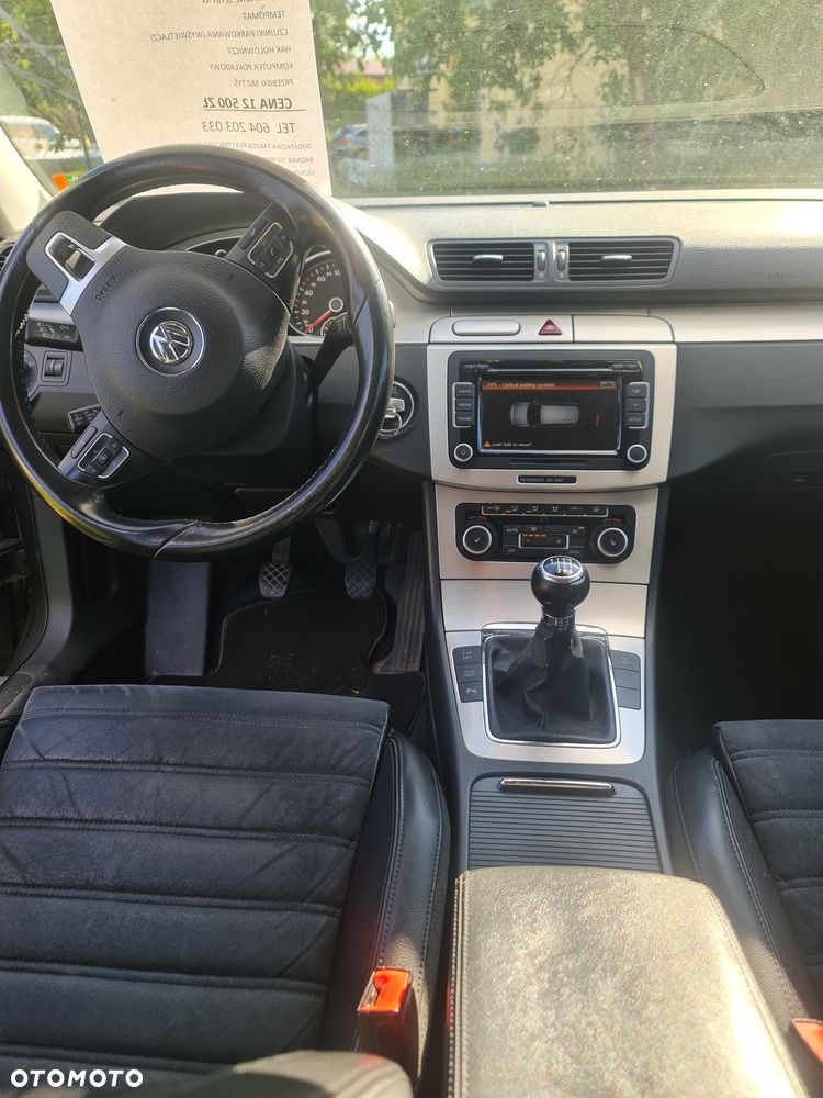 Volkswagen Passat - 5