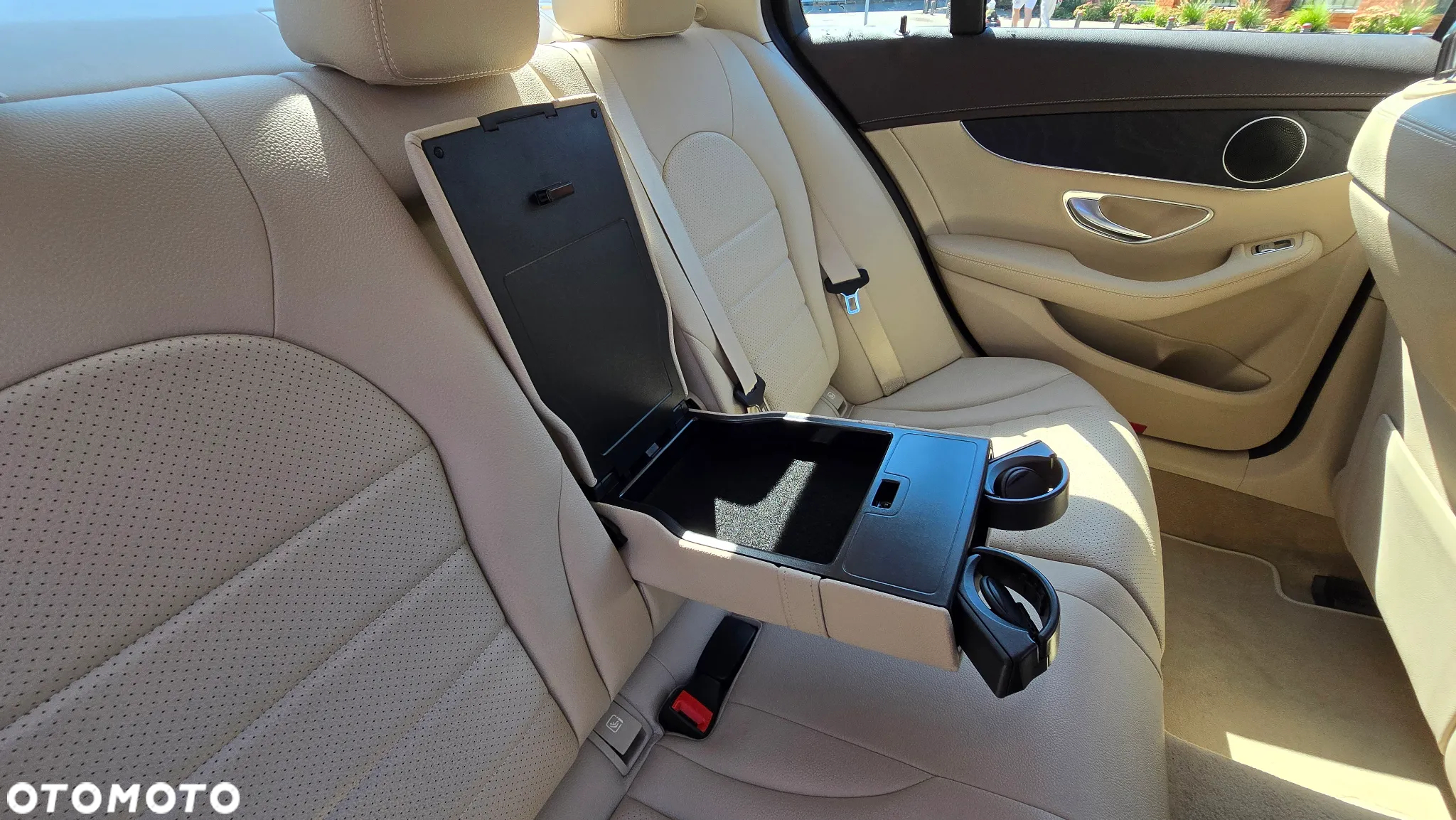 Mercedes-Benz Klasa C 220 d 4MATIC 9G-TRONIC - 27