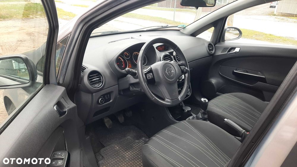 Opel Corsa - 7
