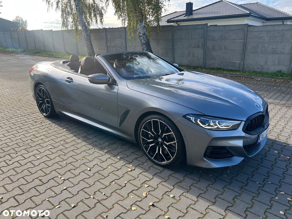 BMW Seria 8 840i - 12