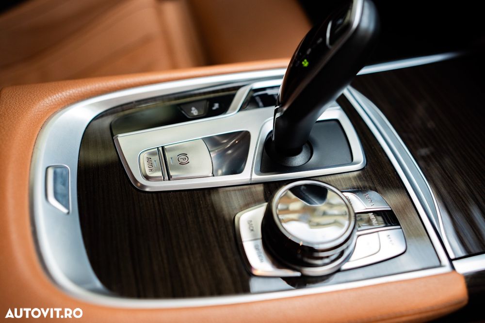 BMW Seria 7 730d - 21