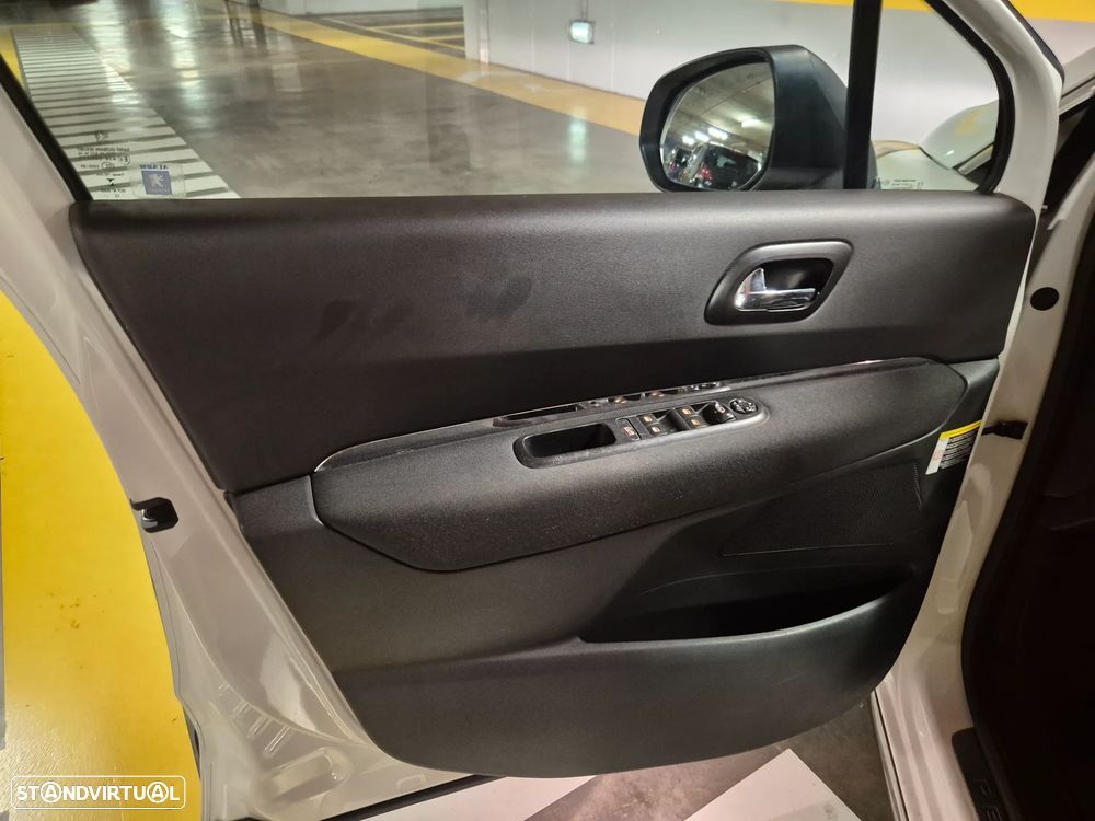 Peugeot 3008 1.6 HDi Style - 26