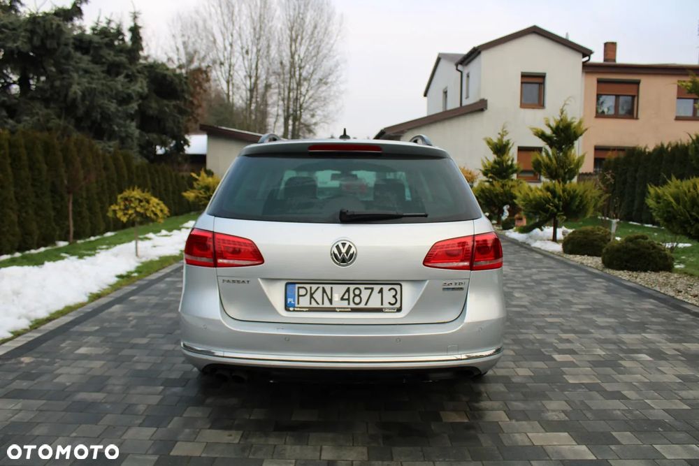 Volkswagen Passat 2.0 TDI BlueMotion Technology Comfortline - 4