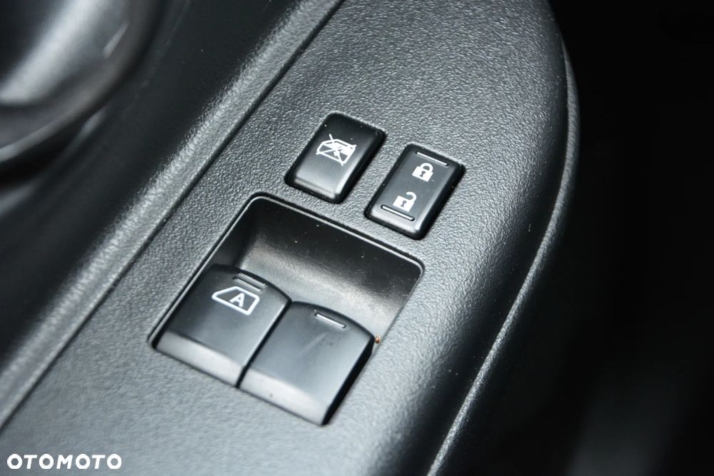 Nissan Micra 1.2 30th Anniversary - 28