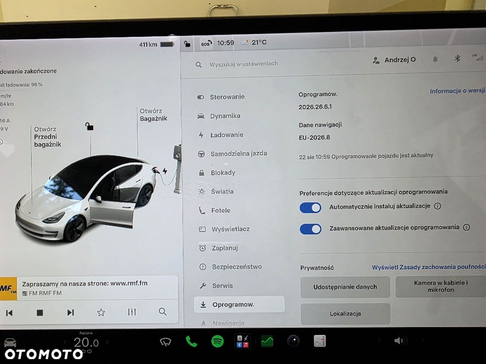 Tesla Model 3 - 24