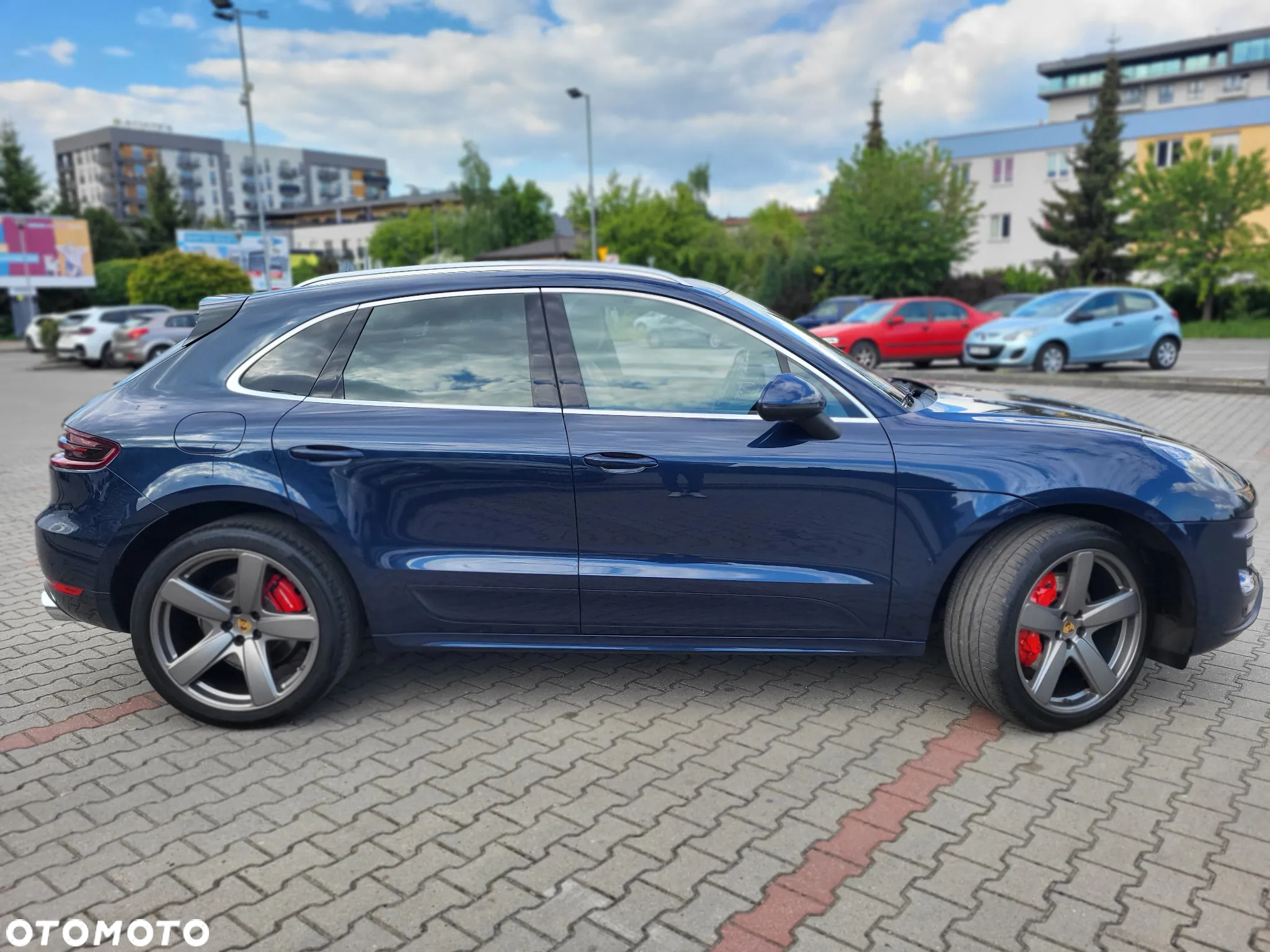 Porsche Macan Turbo - 4