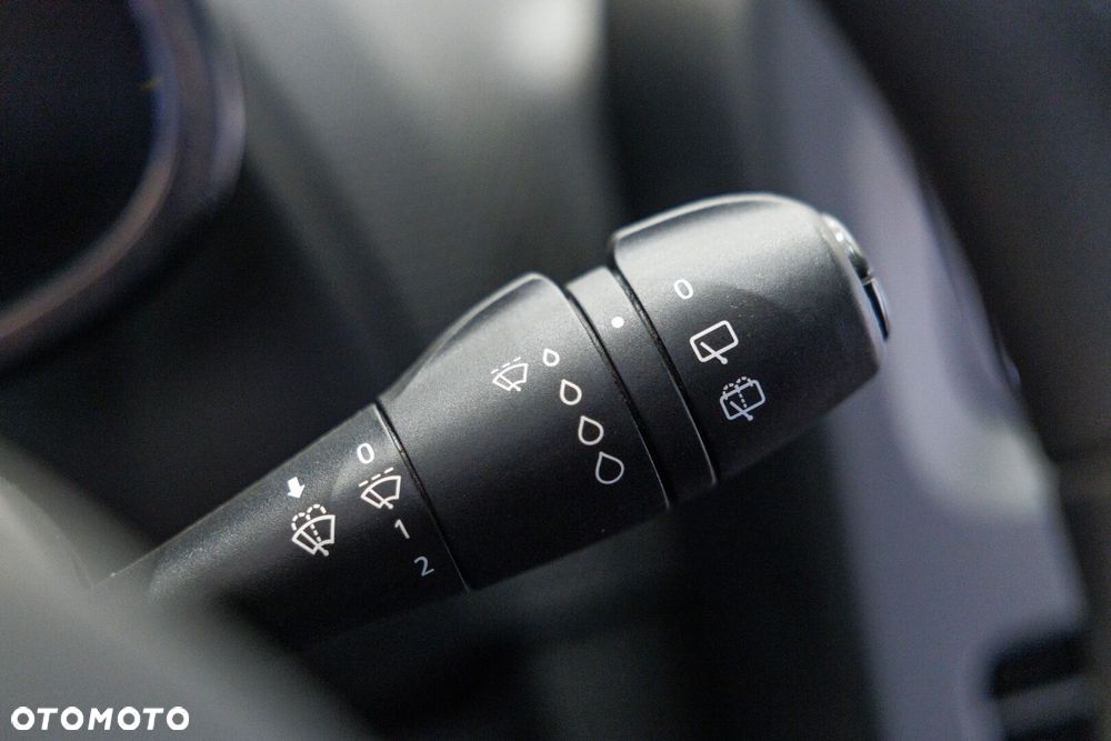 Renault Clio 1.2 16V Life EU6 - 39