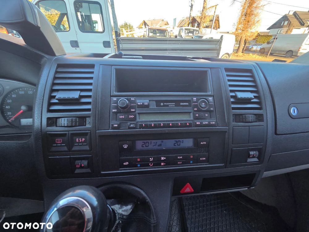 Volkswagen Transporter - 16
