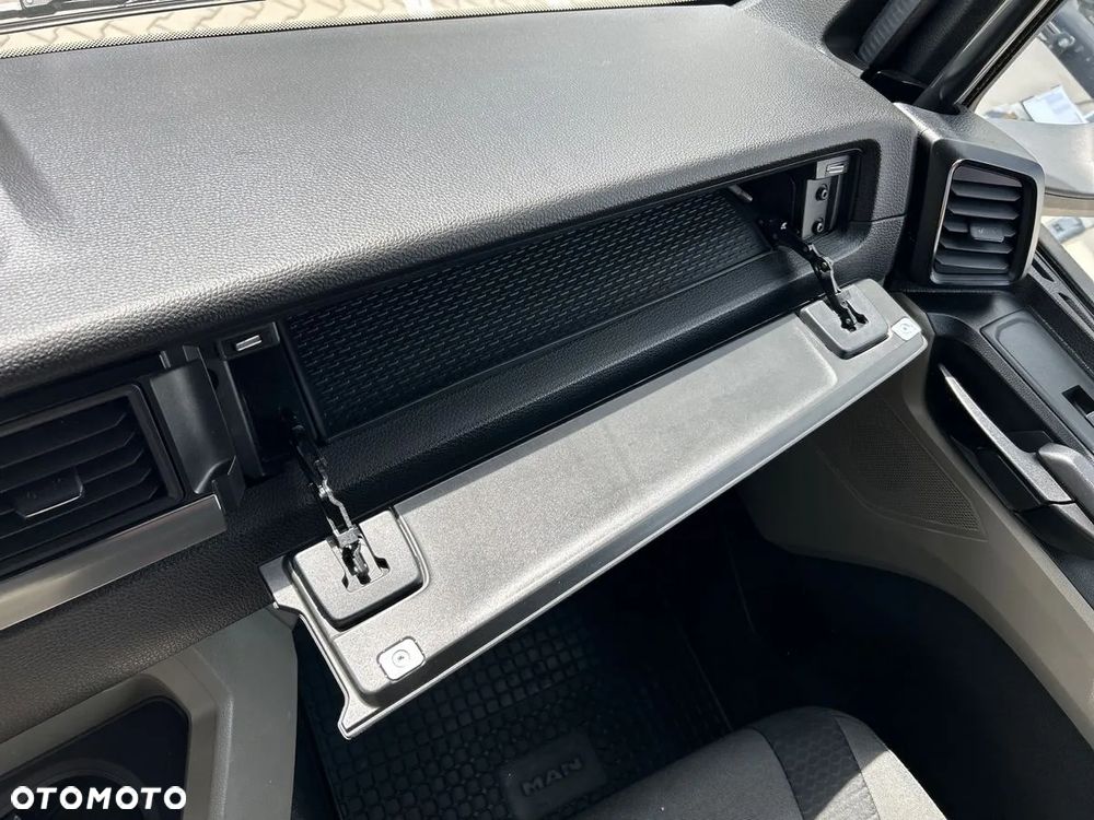 MAN TGX 18.470 4x2 LL SA - 16